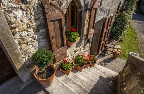 Santa Reparata Villa | 17 Century Farmhouse with HEATED pool, games room & aircon (EXCLUSIVE USE)