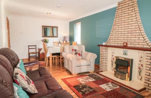 Pickering House | 17 Costa Way