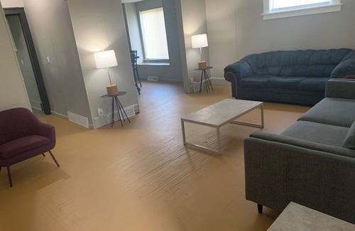 Niles House | 17 Hearts: A Home Away From Home.
