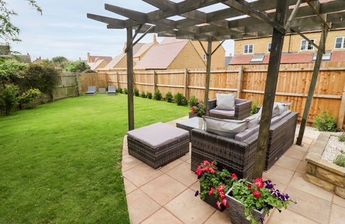 Broadway Cottage | 17 Sands Close