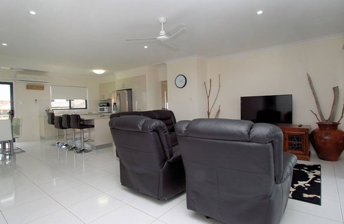 Elliott Heads House | 17 Sea Esplanade, Elliott Heads
