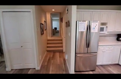 Regional District of Nanaimo Condo | #17 Tanglewood Pl - 2bd 2bth BEACH FRONT 2-level unit - Beach, sun, sand & relax