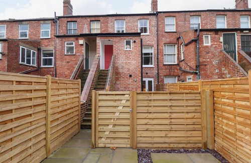 Lincoln Cottage | 17 Union Road House