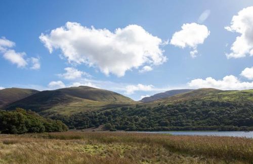 Caernarfon House | 17 Victoria Terrace - Perthi