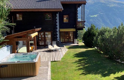 Grimentz Ski Chalet | 170 m² Chalet ∙ 4 bedrooms ∙ 10 guests