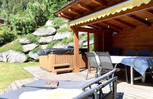 Grimentz Ski Chalet | 170 m² Chalet ∙ 4 bedrooms ∙ 10 guests