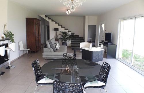 Saint-Martin-la-Plaine House | 170 m² entre Lyon et St Etienne