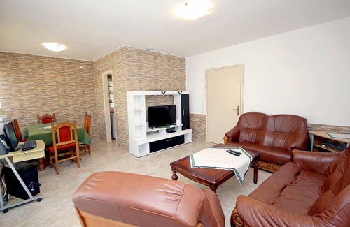 Rezevici House | 170 m² House ∙ 4 bedrooms ∙ 10 guests