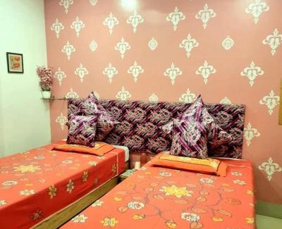 Six Mile House | 172 LBS - A Boutique Guest House