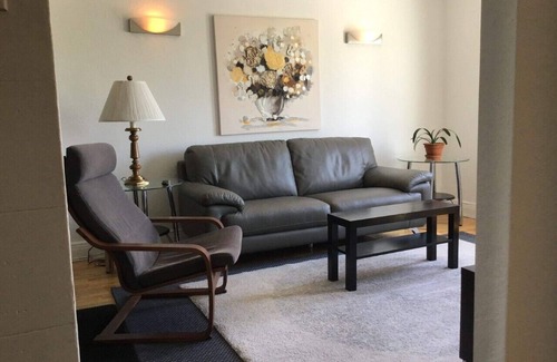 Verdun Apartment | #175 Large 1 bedroom, Cozy and Bright Apartment