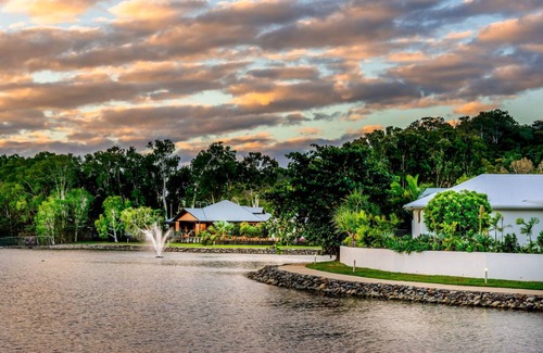 Trinity Beach House | 178 m² House ∙ 3 bedrooms ∙ 7 guests