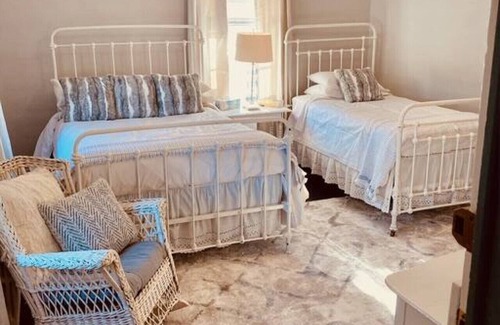 North Conway Hotel | 1785 Boutique Hotel · The 1785 Award Winning Inn, Amazing Views, Pool