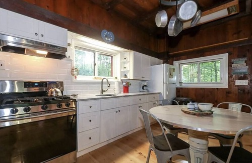 Town of Olive Cabin | 1789 Cabin on 27 Acres