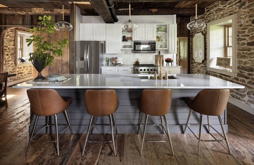 Columbia House | 1793 Former Distillery: Vintage + Modern