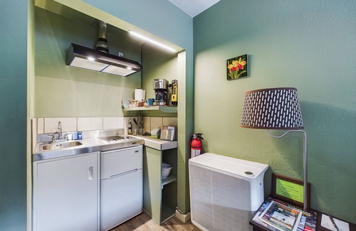 Orick Apartment | 17B Gold Rush Single Room at the Meadow Site