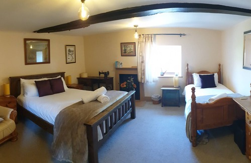Tibshelf Other | 17th Century Farmhouse