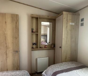 Weymouth Resort | 18 Bay View