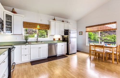 Kona Paradise House | 180 Degree Ocean View! Steps to Beach! from $219/Night + Fees!