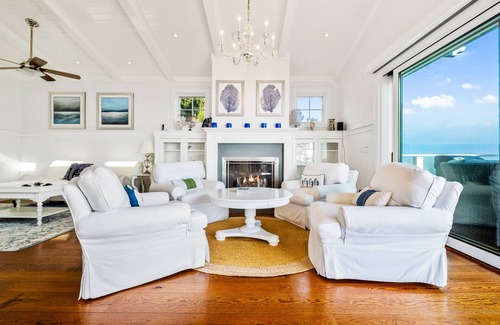 Western Malibu House | 180-degree ocean views & private beach access - walk to Encinal Bluff Beach