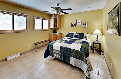 Chief Lake Cabin | 180 Degree Views Of Chief Lake On The Chippewa Flowage - Large Dock