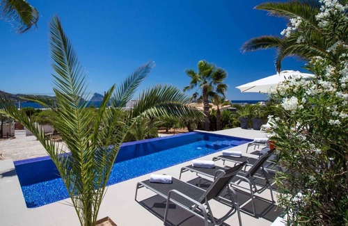 Cala Comte Villa | 180 m² Villa ∙ 4 bedrooms ∙ 8 guests
