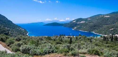 Mikros Gialos Villa | 180 Mansion