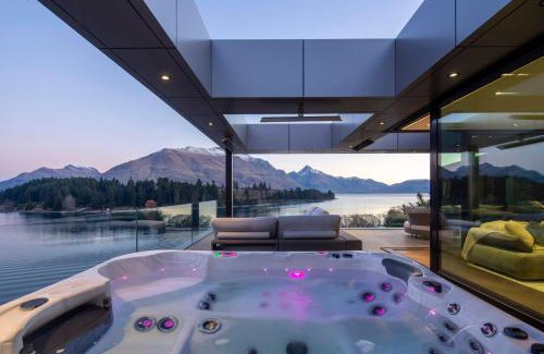 Queenstown House | 180 Park a Lakefront Masterpiece, Relax it's Done holiday home