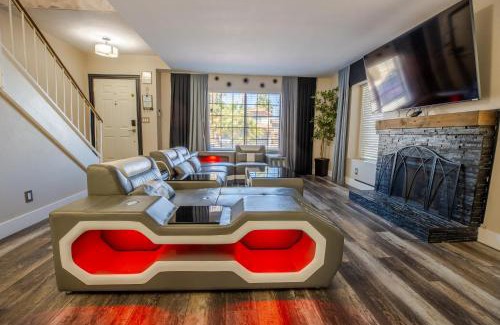 Green Valley House | 1800 SqFt House W/Heated Pool Spa 13Min From Strip