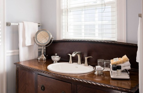 Napa Bed & Breakfast | 1801 First Luxury Inn