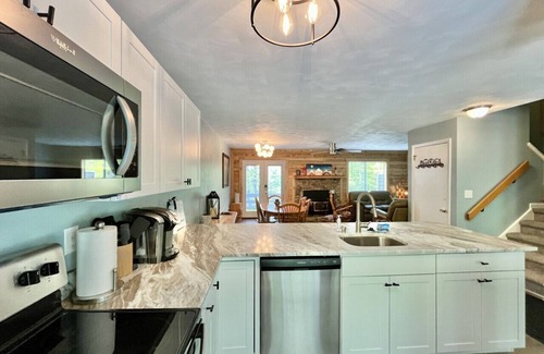 Hidden Valley Apartment | 1802 Eagles Ridge Court