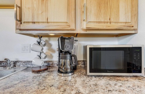 Cimarron Hills Apartment | 180° Mountain Range Views and Centrally Located