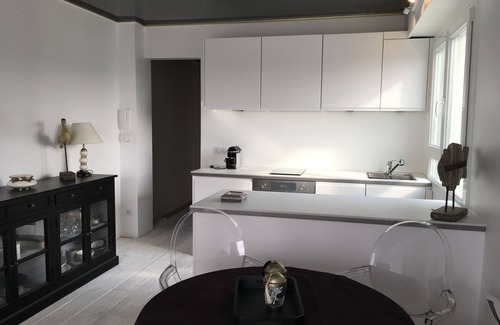 Arcachon Apartment | 180° sea view-Terrace-Rooftop-Plage-City center-Fiber-Netflix-Clim-Garage
