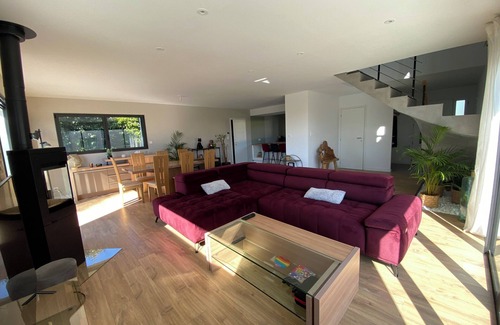 Lambezellec House | 180m2 family home with heated pool