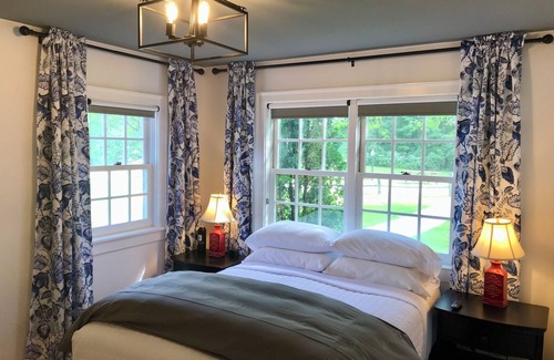 Waitsfield Bed & Breakfast | 1824 House