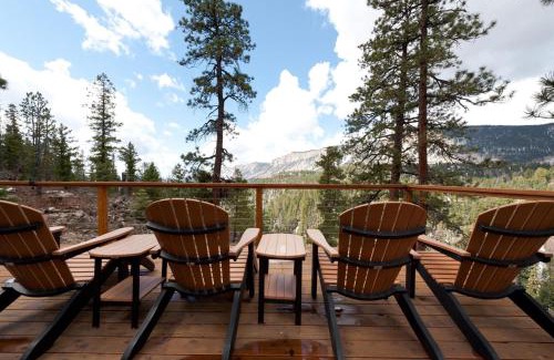 Columbine Lake House | 1831 Lake Purgatory Drive
