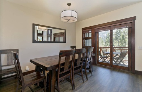 Mammoth Lakes Condo | 185 m² Condo ∙ 3 bedrooms ∙ 10 guests