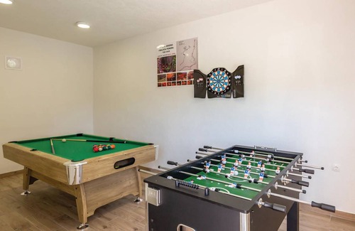 Vrgorac House | 185 m² House ∙ 4 bedrooms ∙ 8 guests