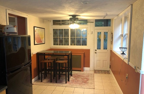 Mount Sinai Condo | 1856 Trading House close to water