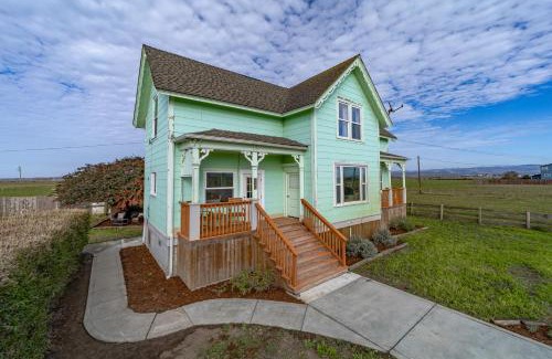 Ferndale House | 1858 Homestead