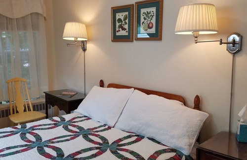Stowe Village Historic District Hotel | 1860 House Inn and Vacation Rental Home