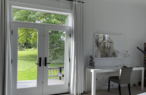 Grey Highlands House | 1870 Renovated Historic School House close to Ski Hills Winter Seasonal Rental