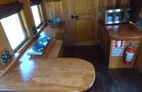 Kaikoura Bed & Breakfast | 1889 Wooden Train Carriage - Wacky Stays - six unique properties in Kaikoura