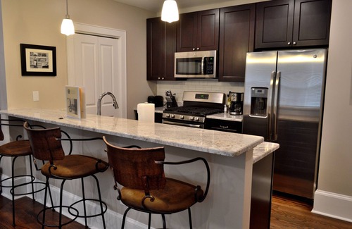 Central Business District Condo | 1890-1930 Historic Politics Themed condo, 2 blocks from French Quarter