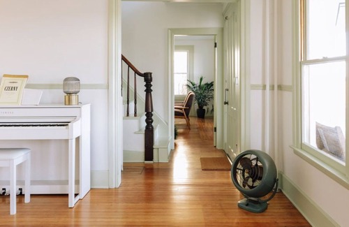 Town of New Baltimore House | 1890s 4 bedroom home with Hudson River views