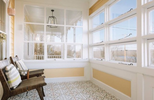 Town of New Baltimore House | 1890s 4 bedroom home with Hudson River views
