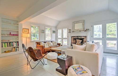 Springs House | 1890s East Hampton Farmhouse in Amagansett Area!