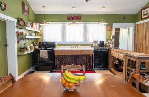 Staunton River Other | 18th Century Cabin Retreatnn