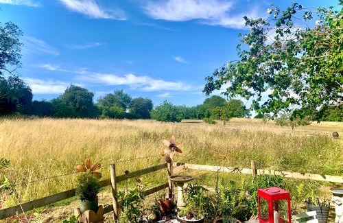 Snitterfield House | 18th Century Cosy Cottage in Stratford Upon Avon