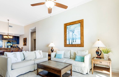 Navarre Beach Condo | 18th Floor Ocean View Condo with Private Washer/Dryer, Fast WiFi, and Central AC