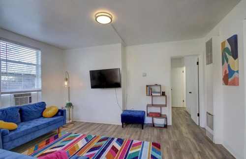 North End Apartment | 18th Street A